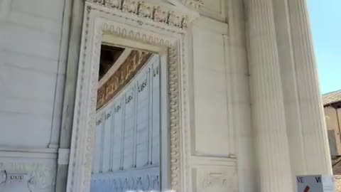 There was a period in time where humans were living alongside giants