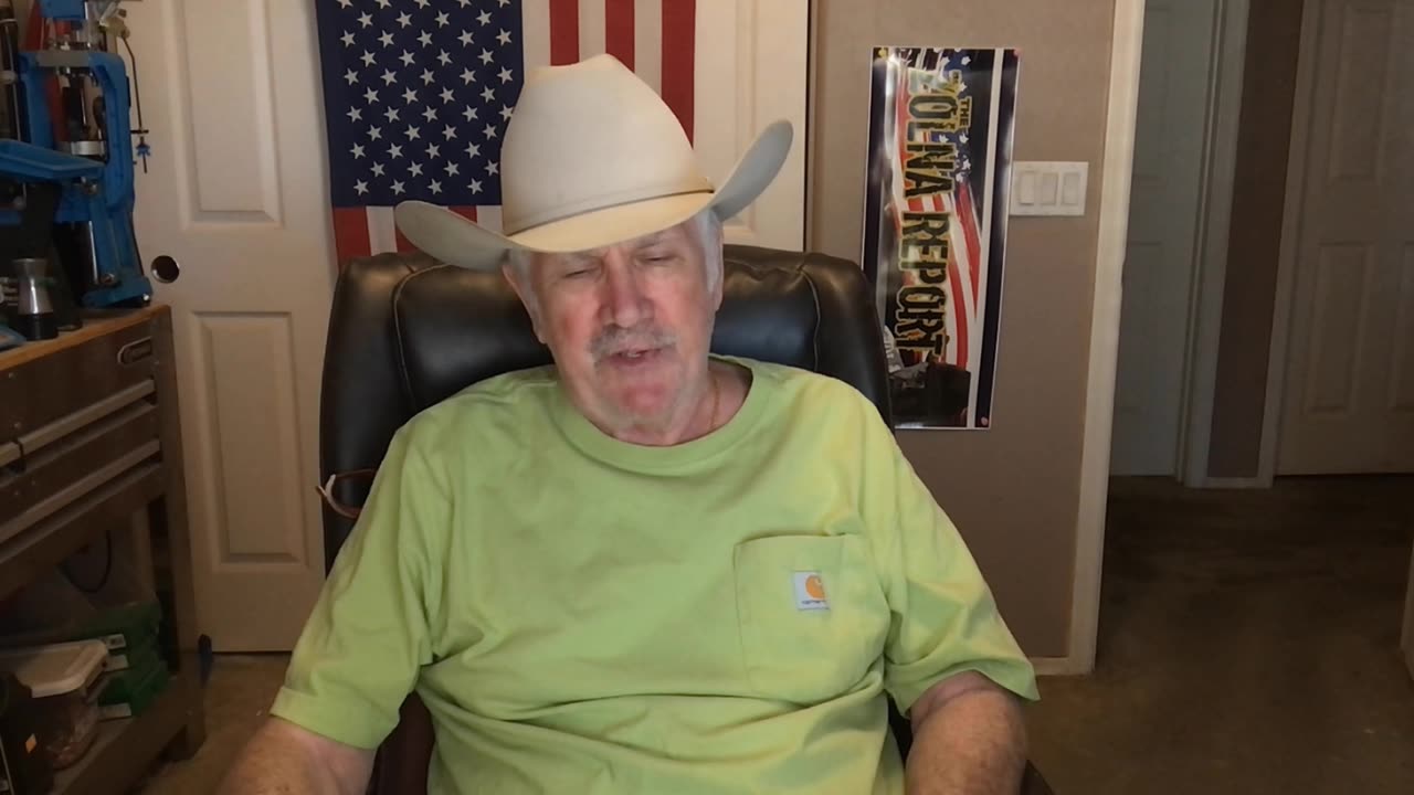 Don Lemon, Is Like Obama, A Poop Pusher, He Needs To Keep His Mouth Shut!