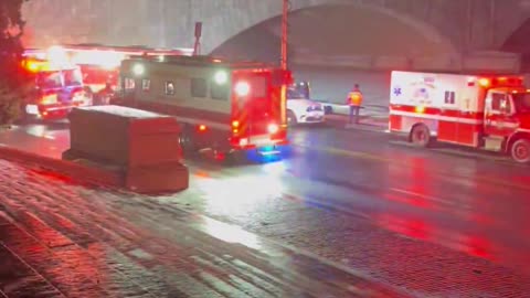 DC Police’s dive team has successfully pulled the driver out of the car that drove