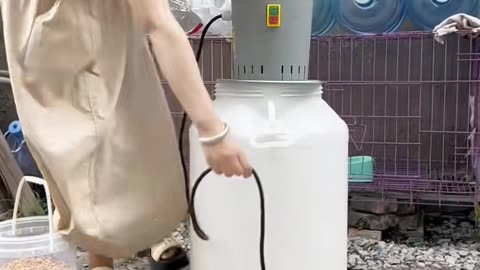 🤯✨ Watch This Machine in Action! | FeedMyCuriosity