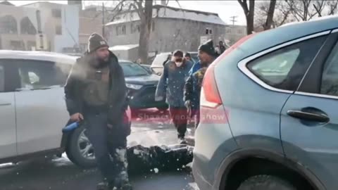 Minneapolis residents rescue man from ICE. This is what we wish to see.