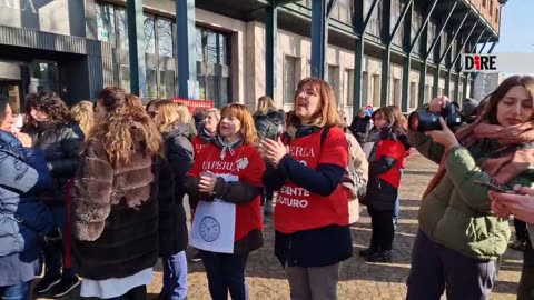 Bologna - IMPRESE. LA PERLA ANCORA IN LOTTA, ANCHE SINDACO A SIT-IN PER CIG (06.02.25)