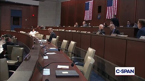 Reps James Comer, Summer Lee BATTLE Over Fraud