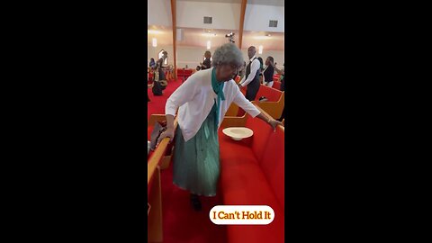 I can’t hold it!! Grandma goes in 👵🏽