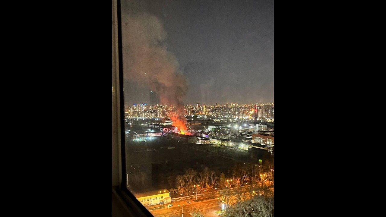 🔥 In Yekaterinburg, something is burning on the territory of the Ural Turbine Plant,