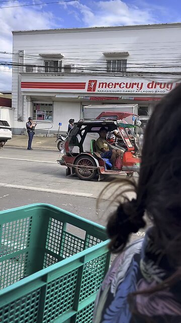 Checking what the Sagay Police are up to. Revolution training? #sagaycity