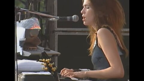 Imogen Heap - Candlelight - Live - 2002 - Osaka, Japan - HD