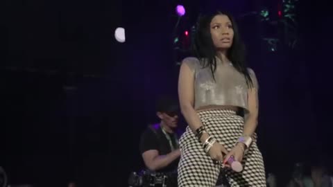 NICKI MINAJ, DRAKE, LIL WAYNE - Extended Summer Jam Performance