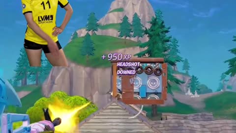 Roof jump, headshot + finish, then mid-air headshot to clutch the duo 😳🔥