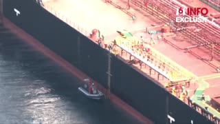 🇫🇷⚔️🇷🇺Footage of the capture of an oil tanker allegedly from the "Russian shadow fleet