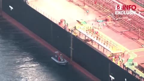 🇫🇷⚔️🇷🇺Footage of the capture of an oil tanker allegedly from the "Russian shadow fleet