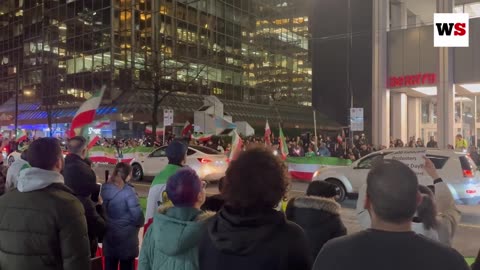 Anti-Islamic Protestors Outside US Consulate in Vancouver
