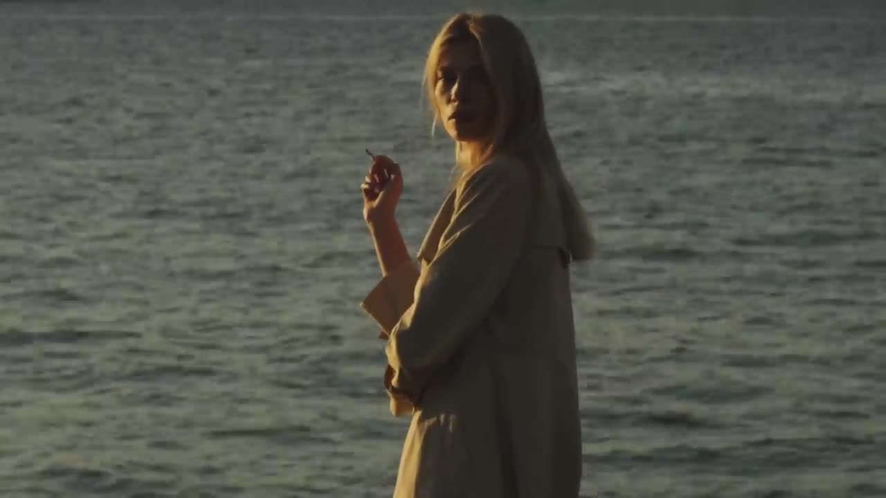 Vance Joy- 'Riptide official video