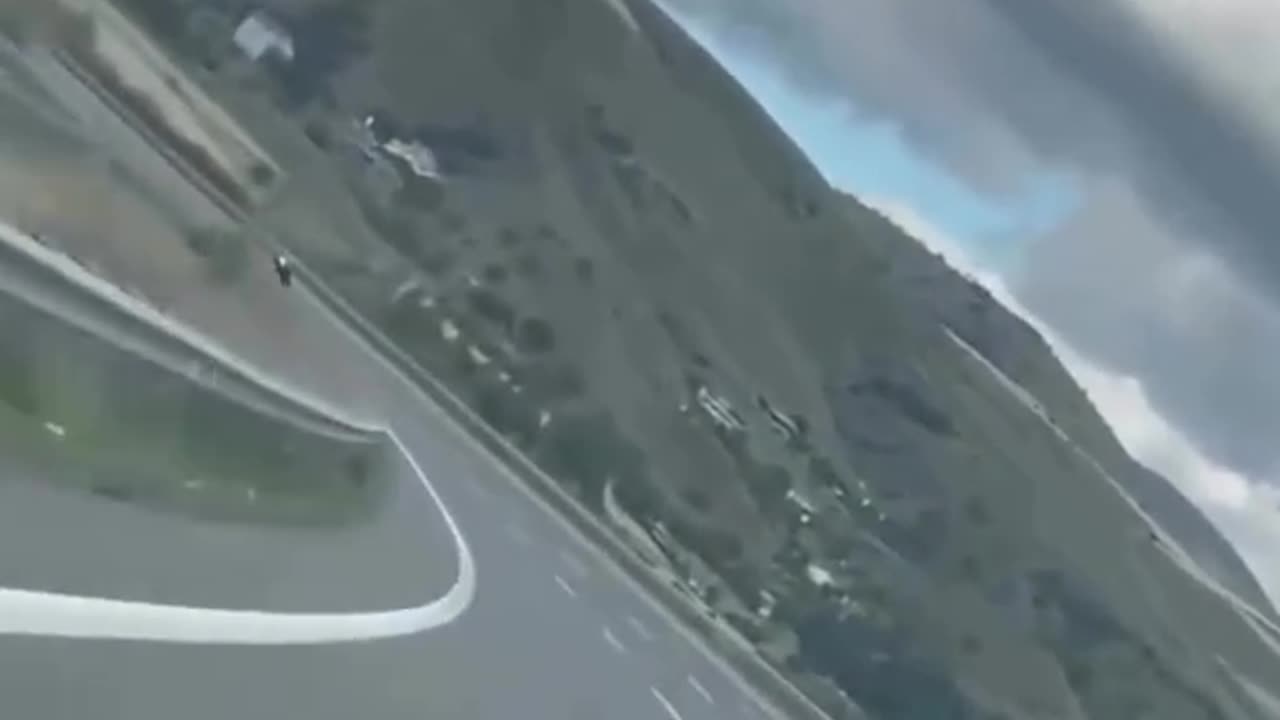 Every gear shift sounded like thunder and adrenaline mixed