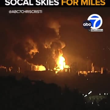 Massive Explosion and Fire at Chevron's El Segundo Refinery Near LAX!