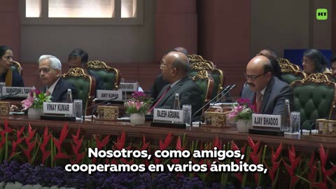 Modi a Putin: Como amigos podemos lograr mucho en poco tiempo