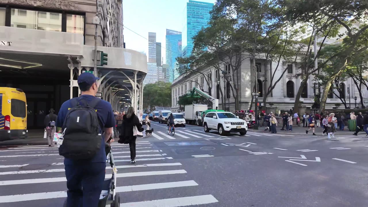 🗽 NYC Live 🔴 Walk (Chat on YouTube)