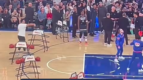 Anthony Edwards Clowns fan! #NBA #AE5 #Knicks