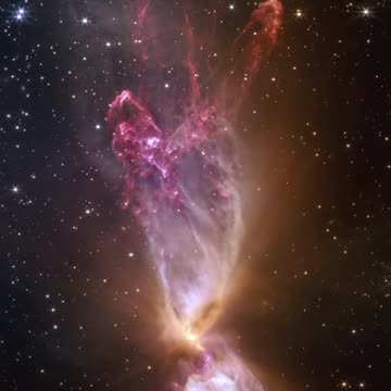 Zoom Into Lynds 483 🔍