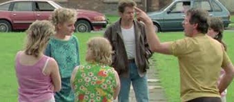 Rita, Sue and Bob Too 18 1987 ‧ Comedy/Drama ‧ 1h 33m