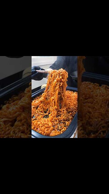 Best Ever Spicy Cheesey Ramen