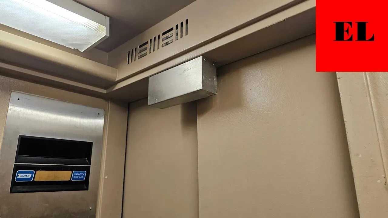 Sketchy Dover Modded Vintage Unknown Hydraulic Elevator - Offices at 107 (Rogersville, TN)
