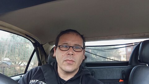 L'ESEMPIO CRETINO DELLA LANCIA Y