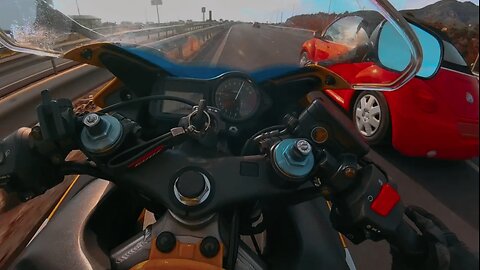 Combastaboyy x Honda CBR 600F4i Highway Squiding🦑 (feat. t.A.T.u. - Nas Ne Dagoniat)