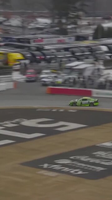 2026 NASCAR CLASH LCQ BUMP AN RUN #6 VS #16 LAJOIE VS ALLMENDINGER