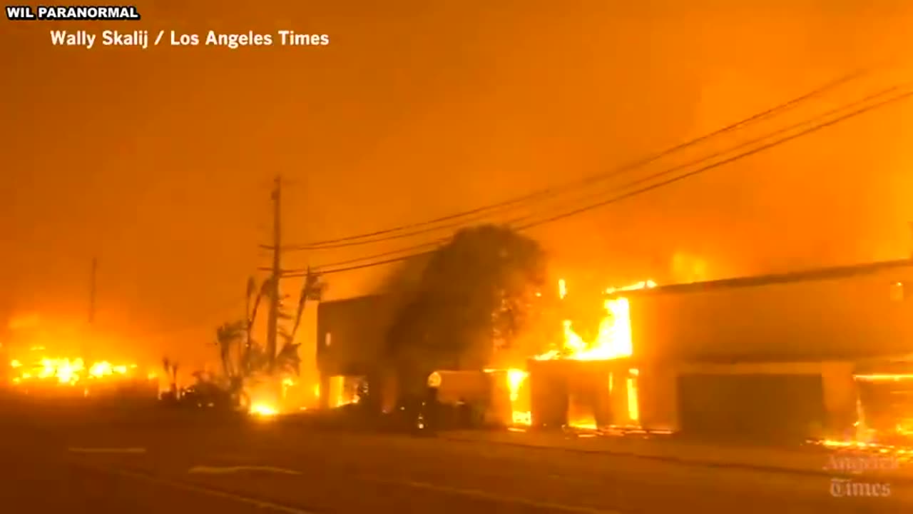 LOS ANGELES INTENTIONALLY BURNING TO THE GROUND AND THERE'S NO FIRE HYDRANTS WORKING