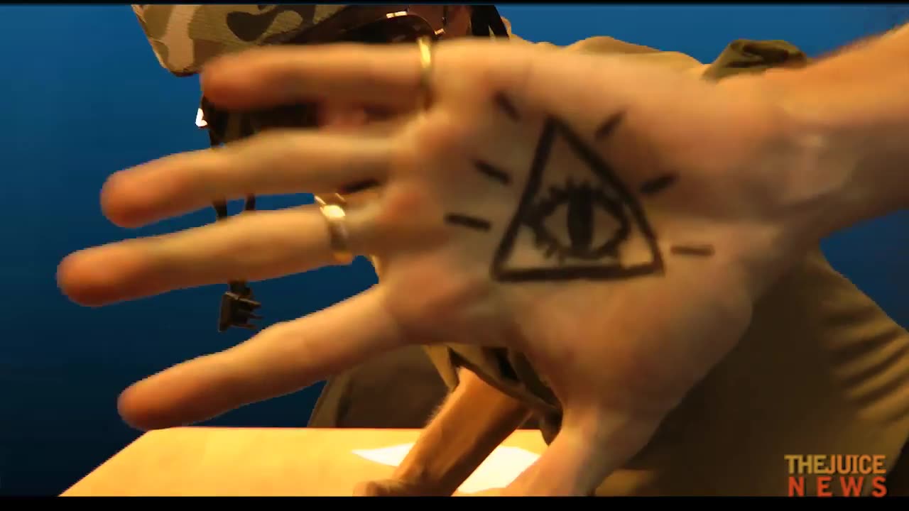 🧨(feat. THE REAL Julian Assange) !!!!! 💊 RAP NEWS 💡 War on Journalism