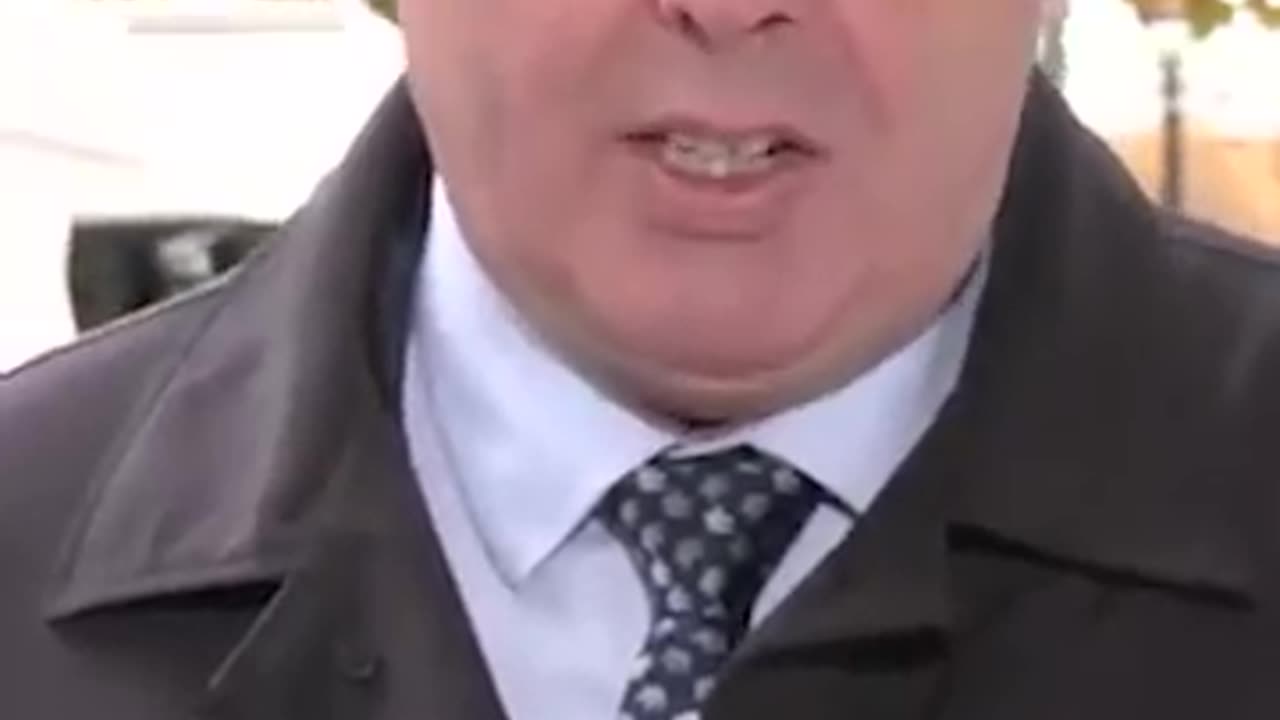 🚨 Wrongly released prisoner has handed himself back into Wandsworth prison