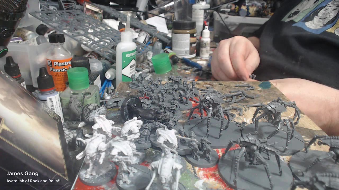 They dont understand me when I post on twitter