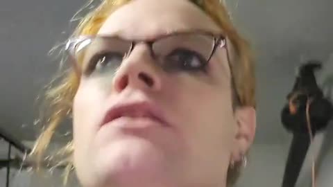 Man pretending to be a woman wants to get "six big mother f*ckers" to kidnap ICE agents,