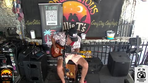 LIVE Music Everyday!