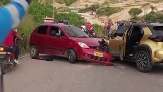 Fuerte accidente de tránsito en la vía Bahondo – Nuevo Girón