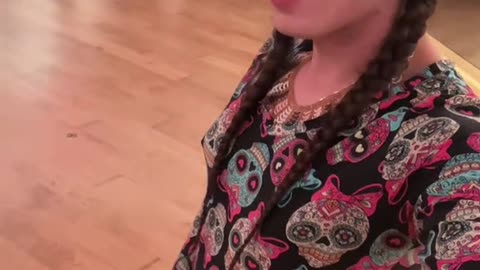 A interesting tgirl to you visit her