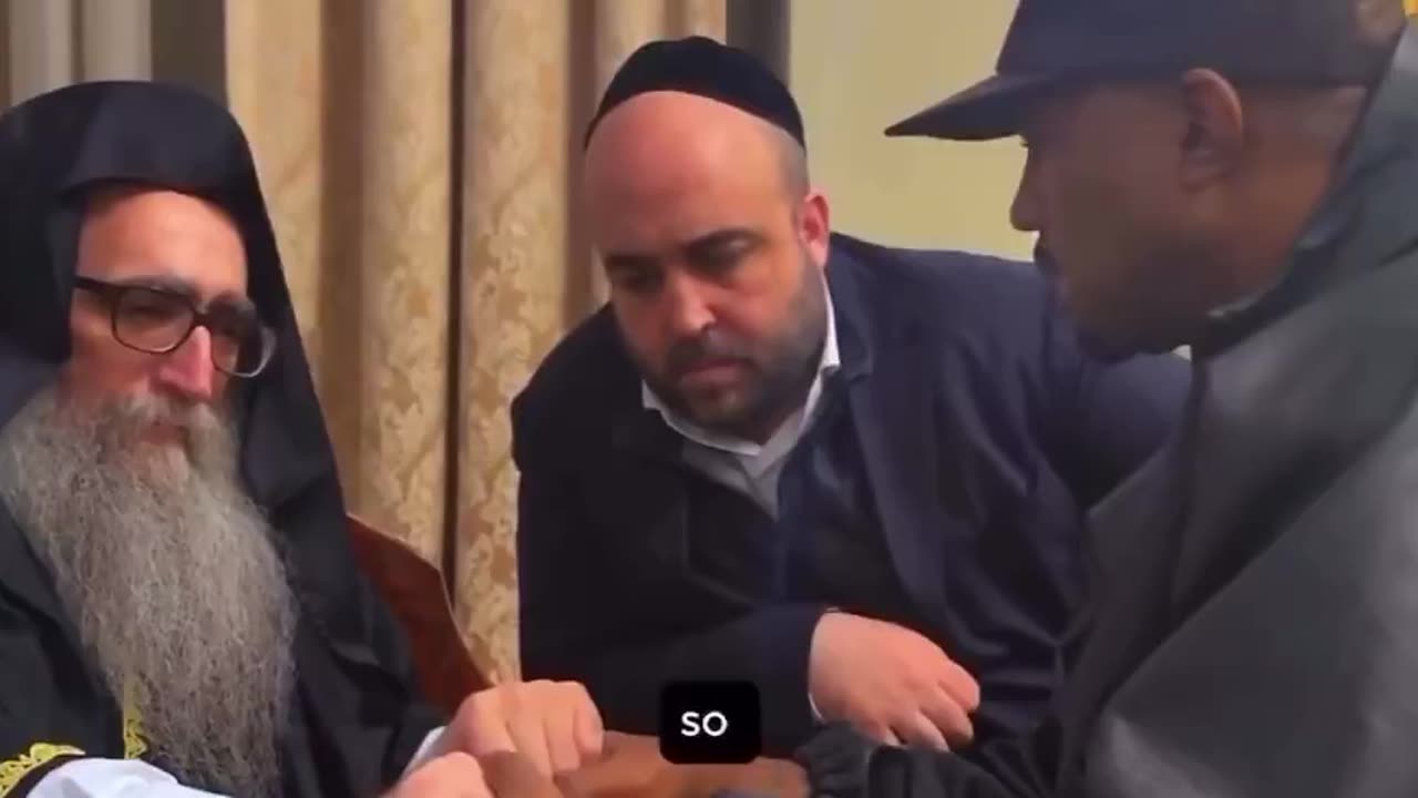 Kanye West apologizing to a rabbi for his statements about jews.