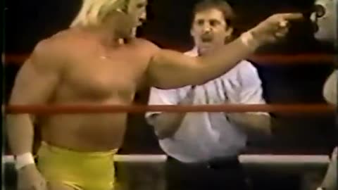 (1984.02.10) Hulk Hogan vs The Masked Superstar - WWF