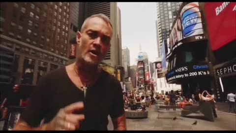 War feeds the rich zionist bankers and buries the poor American sons and daughters