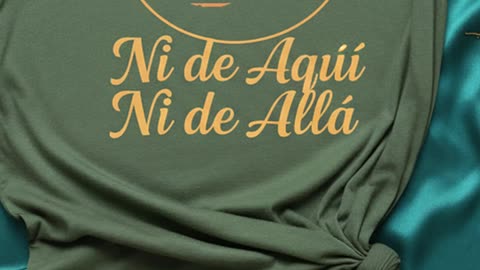 ¿Te has sentido ni de aquí ni de allá? Esta camiseta lo dice todo #raícesmixtas #identidad