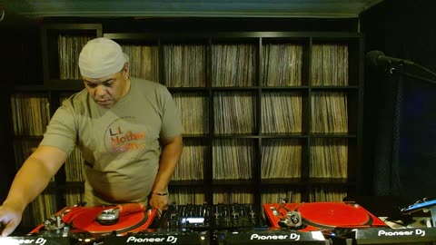 Bliss Lunch Special Chill Out Vibes" with Wil Milton 12.8.25