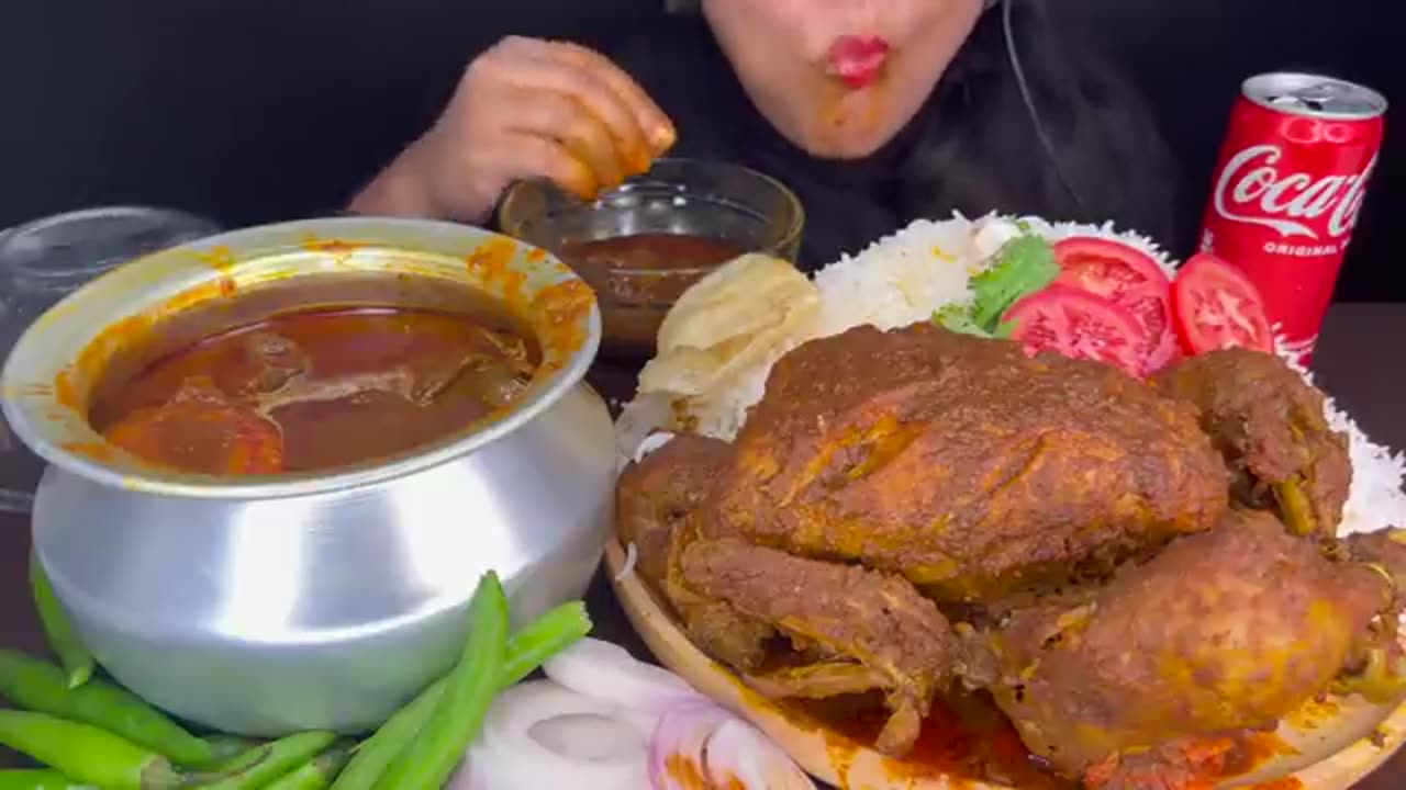 ASMR EATING LUCHI_PURI WITH WHOLE CHICKEN CURRY & RICE,SPICY HANDI LIVER CURRY _FOOD EATING VIDEOS_