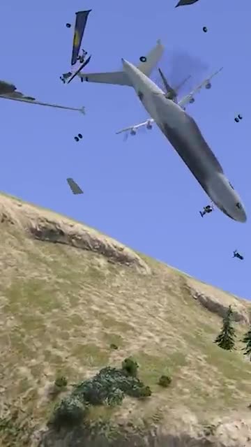 Mid-Air Collision Between Two Giant Airplanes ✈