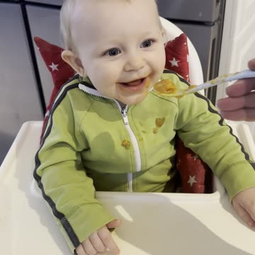 Baby Kayla Eating Dinner and Making Fart Sounds 🤣🍽️