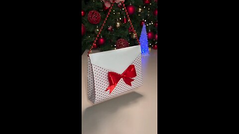 Cute Gift Wrapping Tutorial via: @stulux_