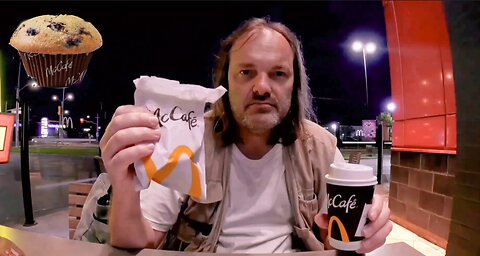 McDonald's Wild Blueberry Muffin & Pumpkin Spice Latte Review