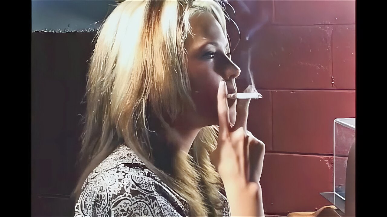 Classic Smoking Fetish Women 29
