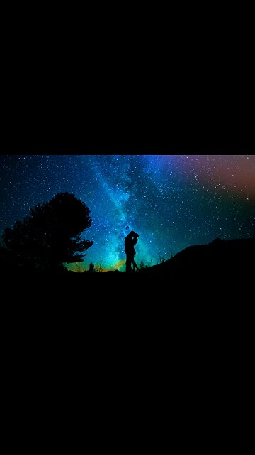 More Than Just a Kiss, A Symbol of Art Nouveau's Revolution