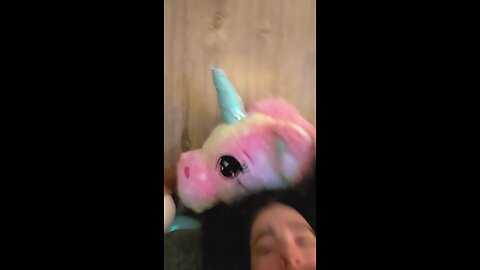 Morning snuggles & kisses from Rosie Mae 💕